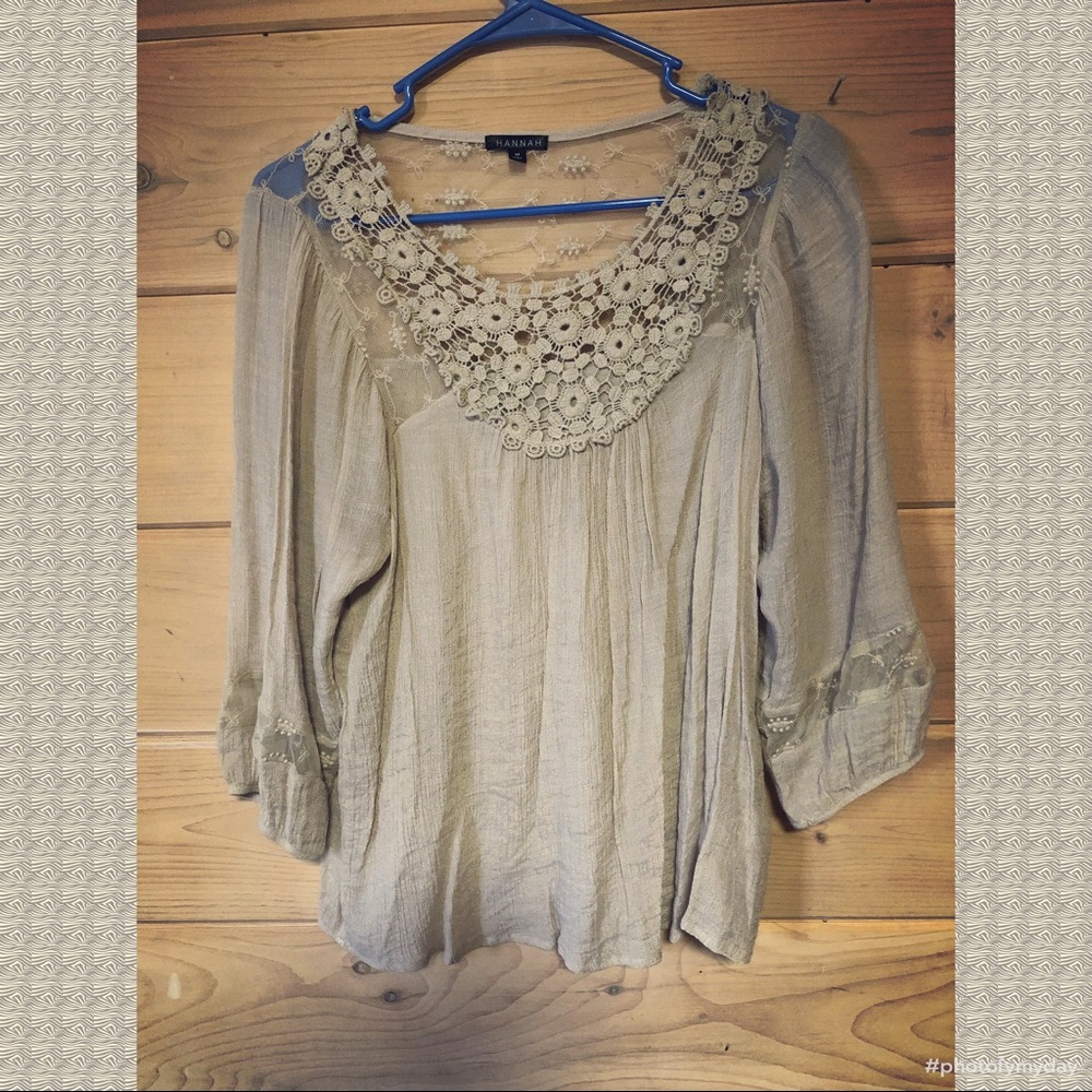 •HANNAH• flowy lace blouse🍂